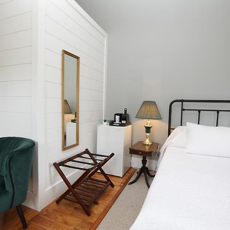 Jackson'S Falls Country Inn Milford المظهر الخارجي الصورة
